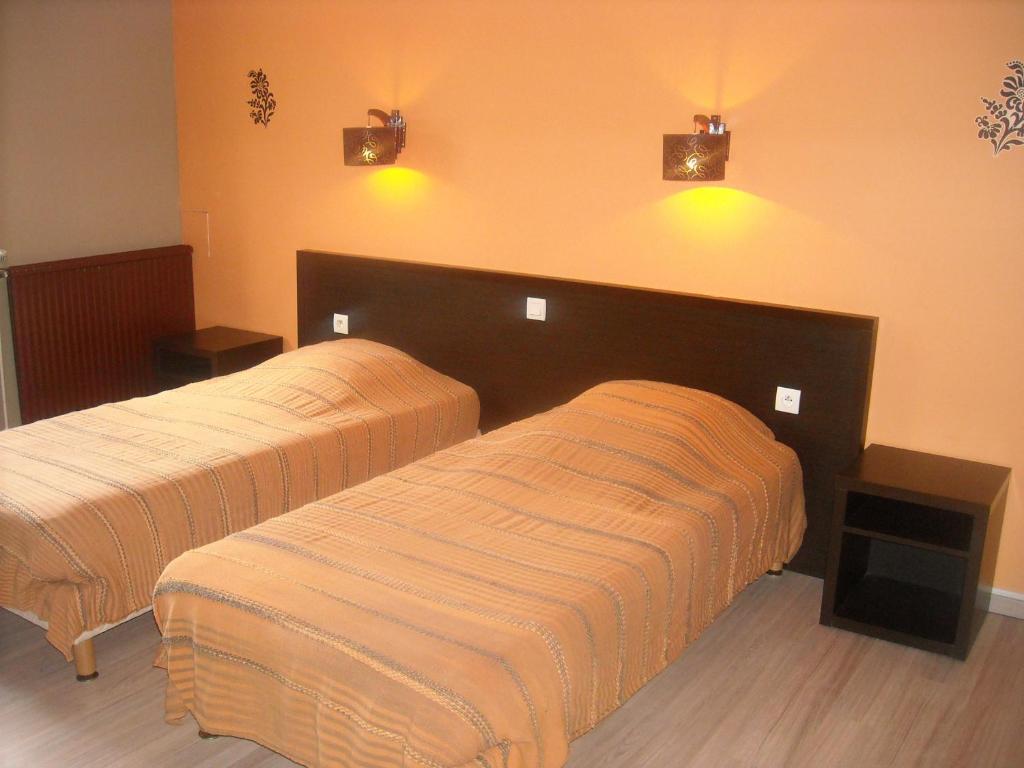 Bed and Breakfast La Chaumiere Seyne Номер фото