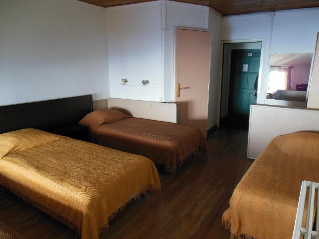 Bed and Breakfast La Chaumiere Seyne Номер фото