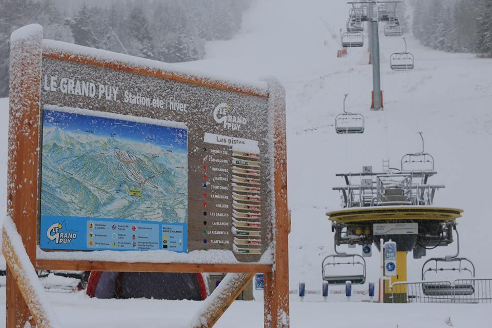 Bed and Breakfast La Chaumiere Seyne Екстер'єр фото